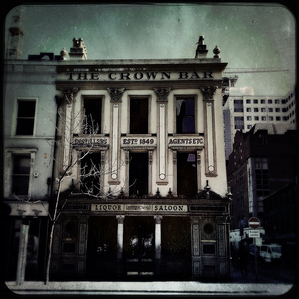 Belfast - The Crown Bar