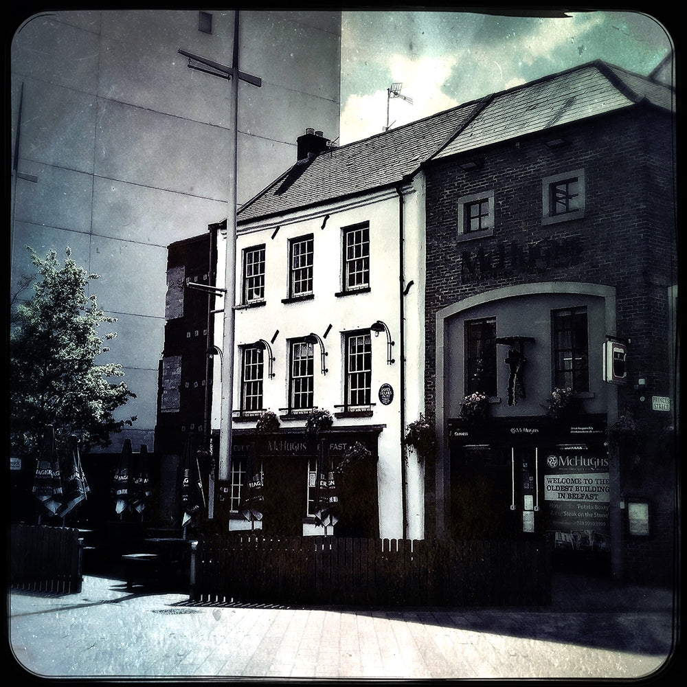 Belfast - McHughs Bar