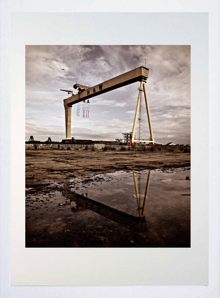 Belfast - Shipyard Reflection Frame White 40 x 50