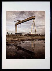 Belfast Shipyard Reflection Black Frame 40x50