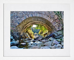 Mournes - Bloody Bridge Frame White