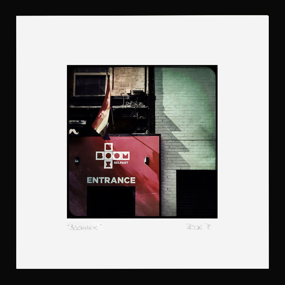 Belfast - Boombox Black Frame (No Mount)