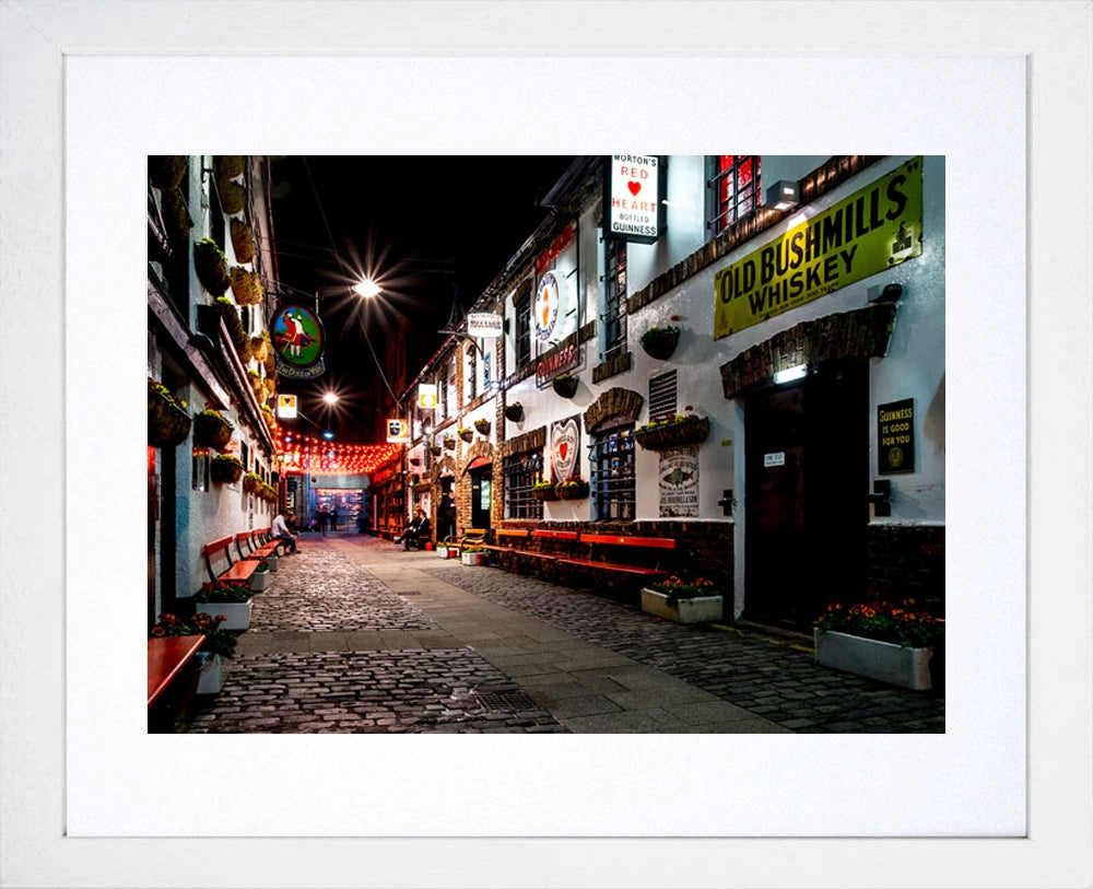 Belfast - Duke of York Frame White