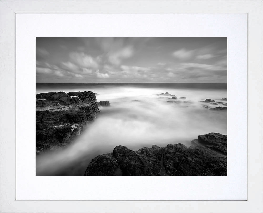 Co Derry - Herring Pool Portstewart Frame White