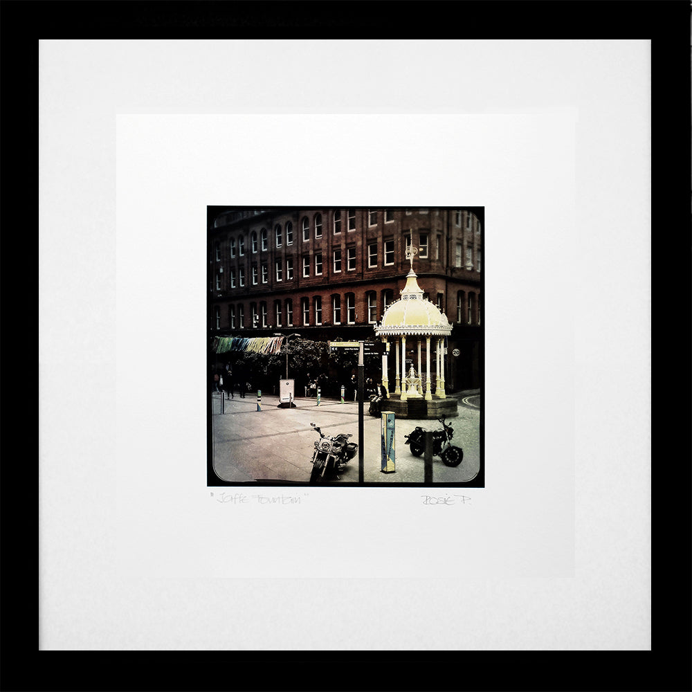 Belfast - Jaffe Fountain Black Frame (With Mount)