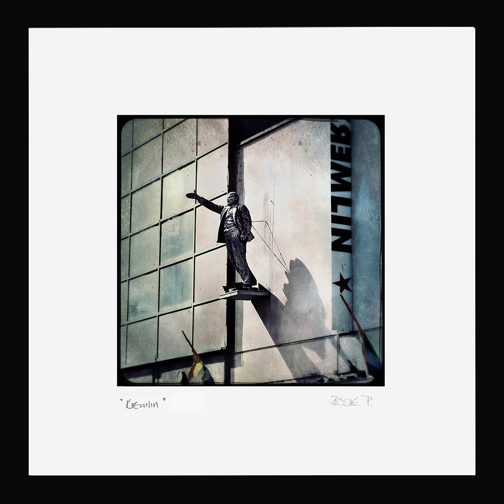 Belfast - Kremlin Black Frame (No Mount)