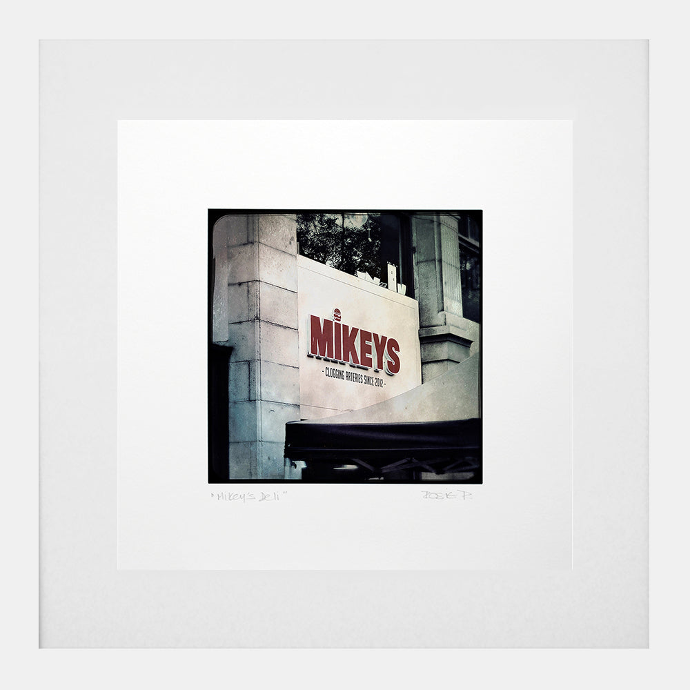 Belfast - Mikey's Deli White Frame (With Mount)