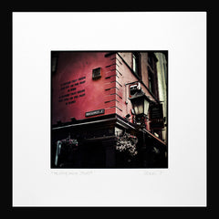 Belfast - Montgomery Street Black Frame (No Mount)