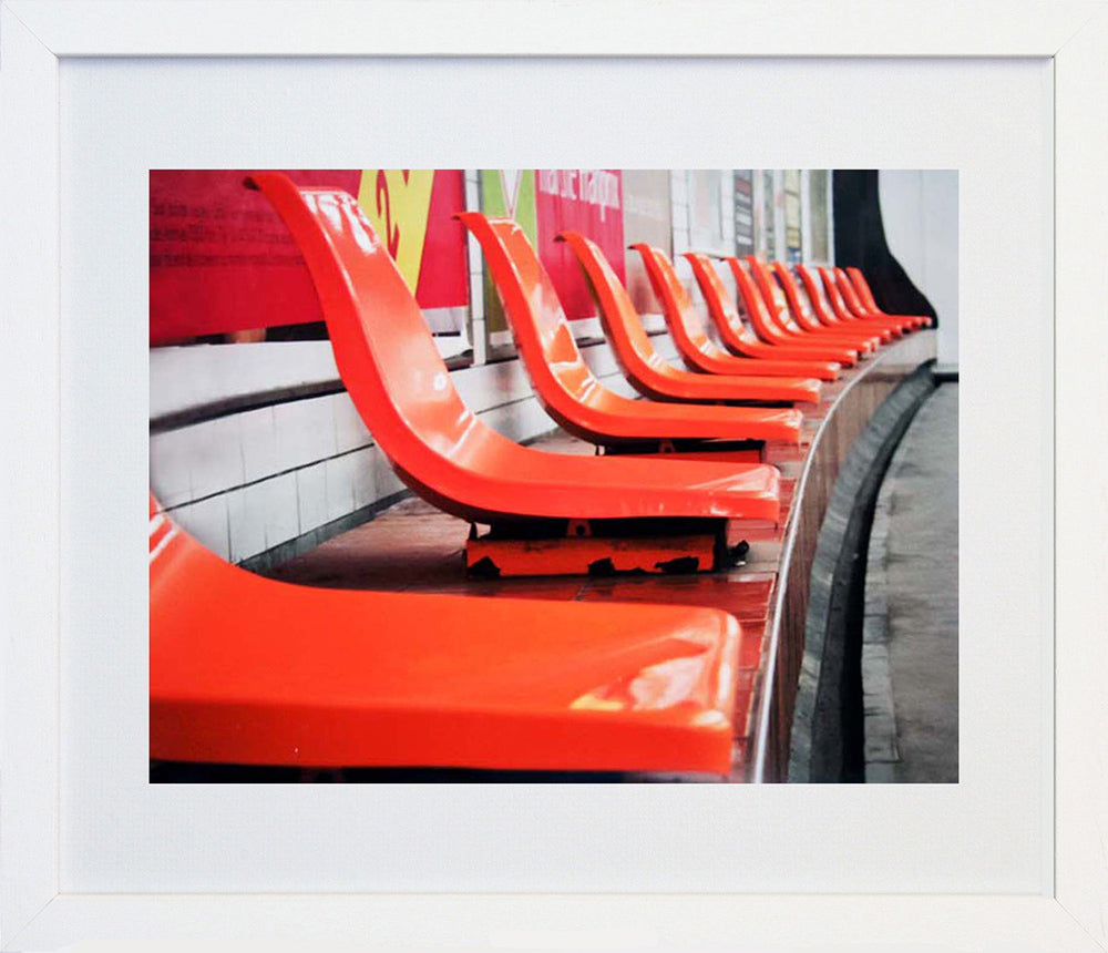 Paris In Orange - Metro Seats Frame White