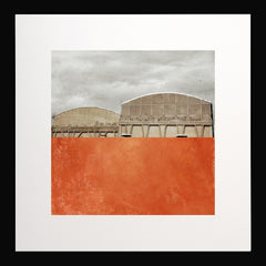 Pole Clermont Black frame