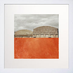 Pole Clermont White Frame