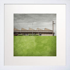 Pole Triangle White Frame