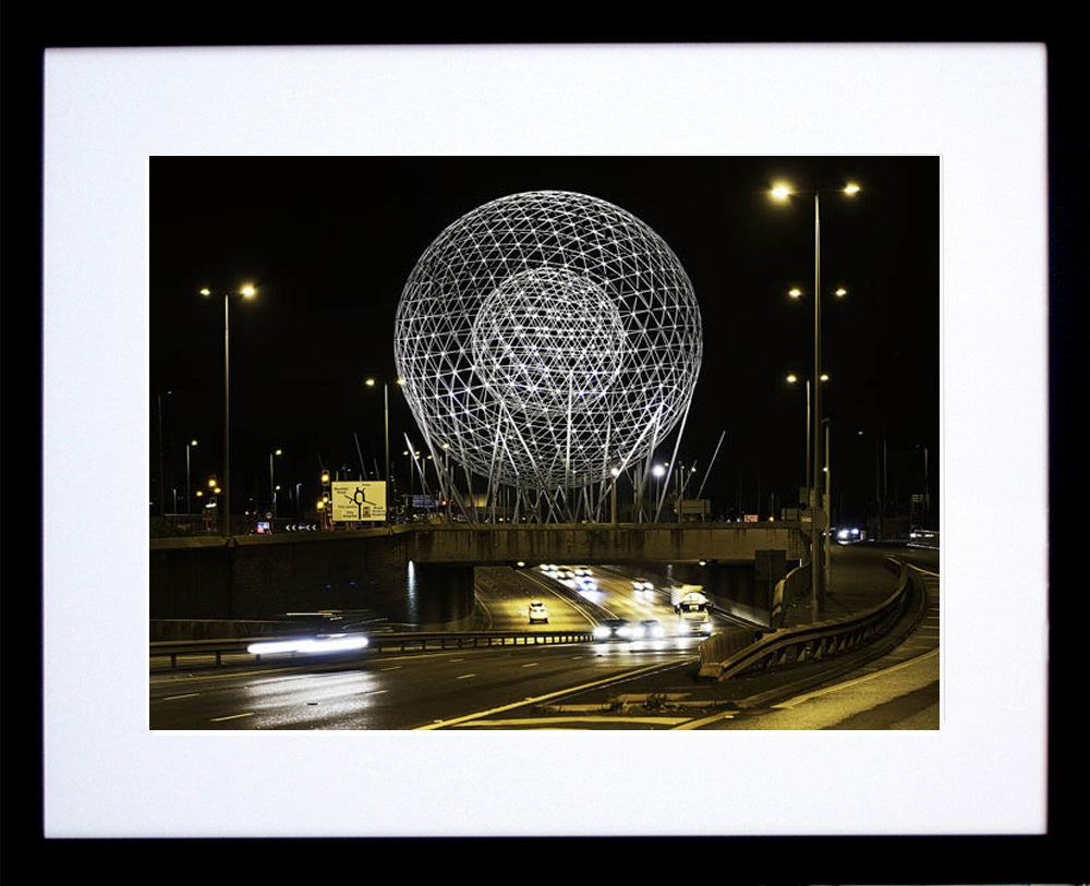 Rise Sculpture Belfast Black Frame