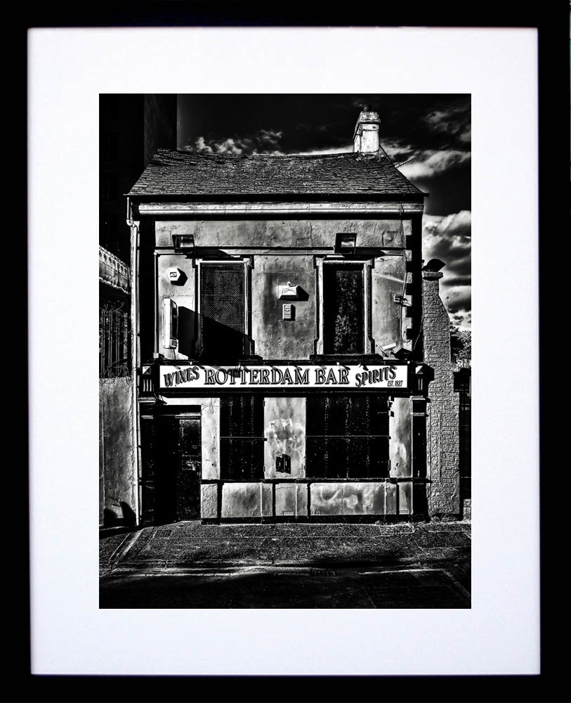 Rotterdam Bar Black Frame