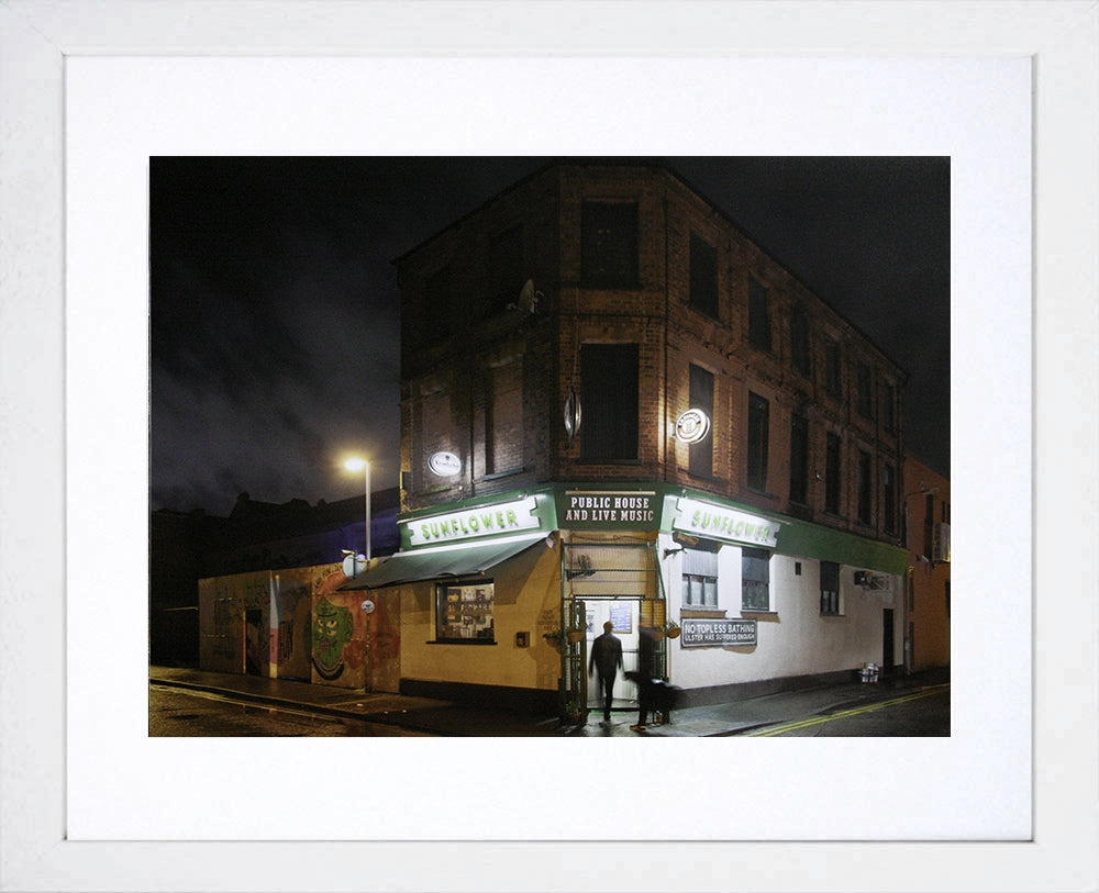 Belfast - Sunflower Bar White Frame1