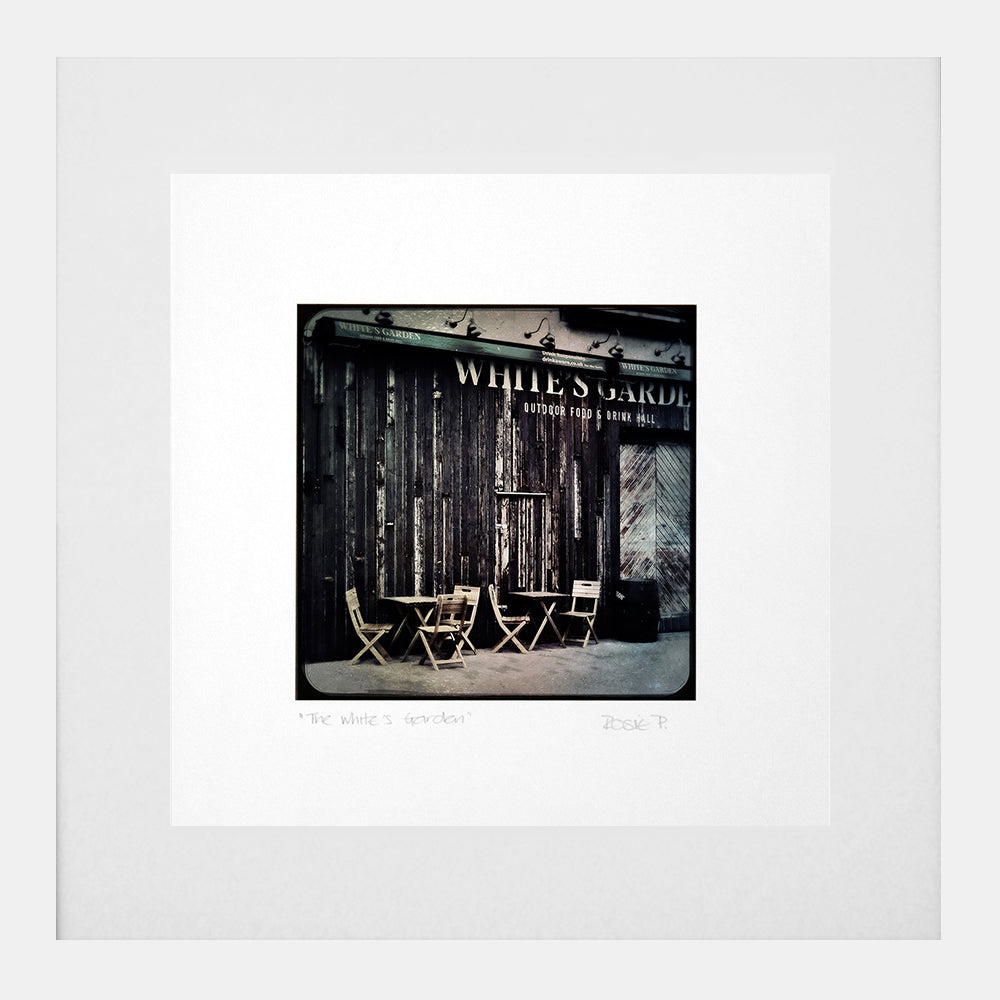 Belfast - The White's Garden White Frame (With Mount)