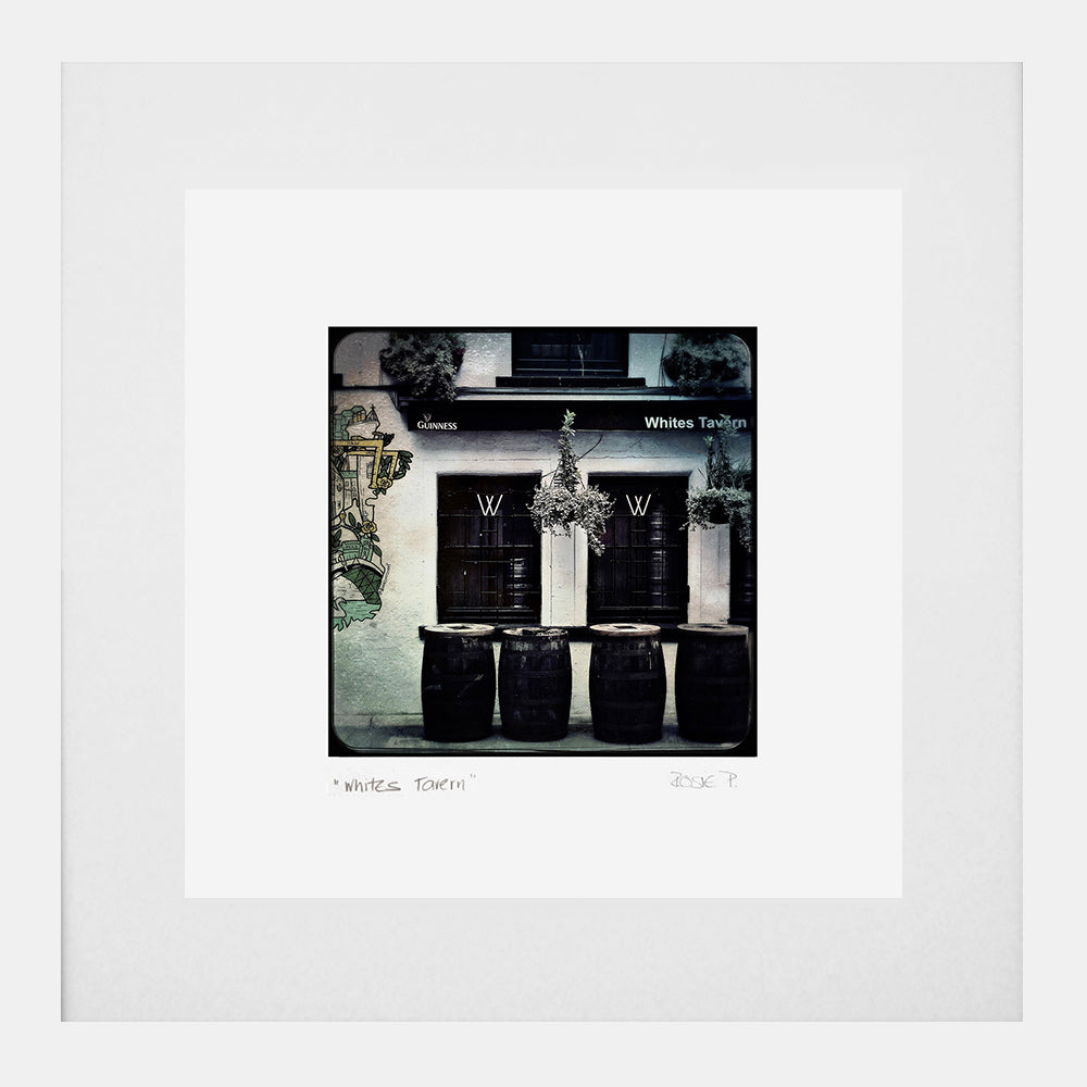 Belfast - White's Tavern White Frame (With Mount)