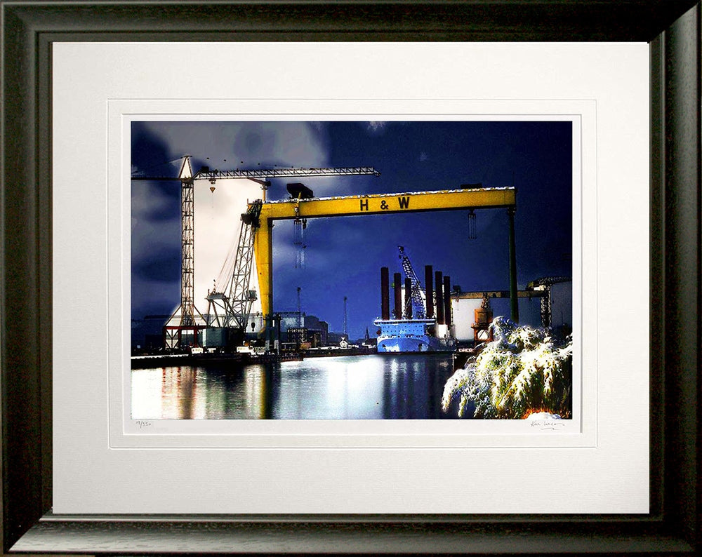 Belfast - Winters Night at the Yard Frame Black Moulded 60x47.5